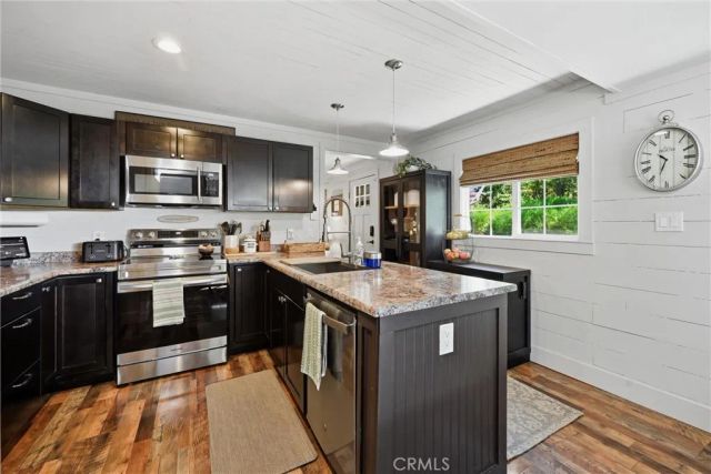 17337 Maple Shadows, Cobb, CA 95461