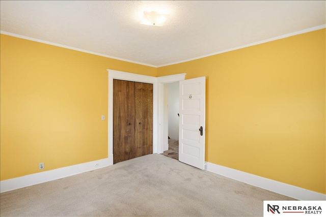 2424 N 45th Avenue, Omaha, NE 68104