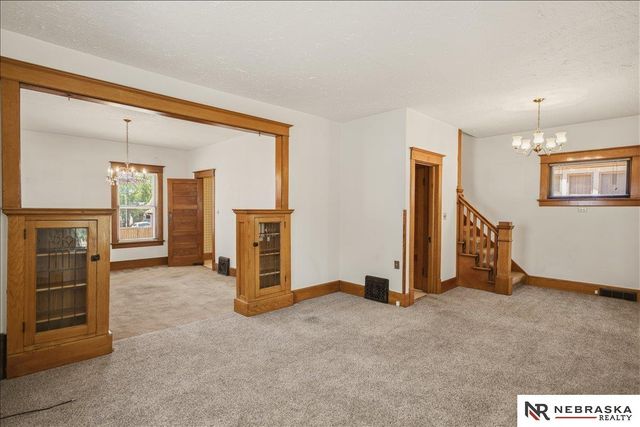 2424 N 45th Avenue, Omaha, NE 68104