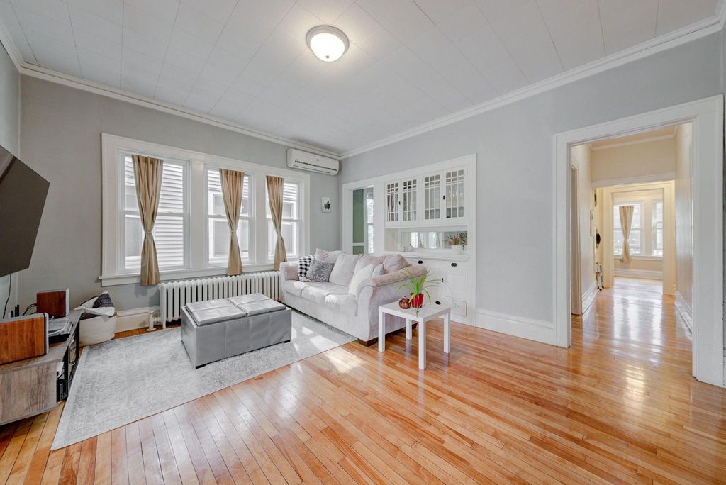 3229 Hennepin Avenue S, Minneapolis, MN 55408 — photo 2