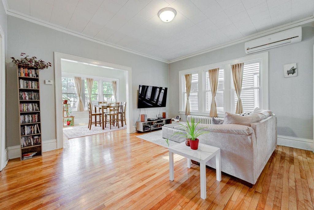 3229 Hennepin Avenue S, Minneapolis, MN 55408 — photo 3