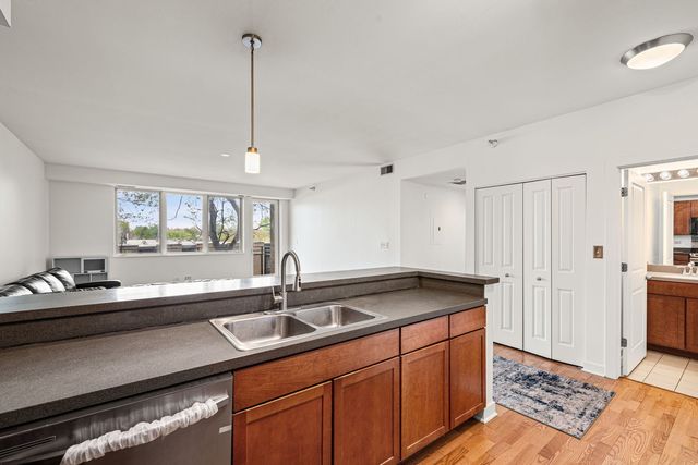 1905 S Wolf Road 209, Hillside, IL 60162