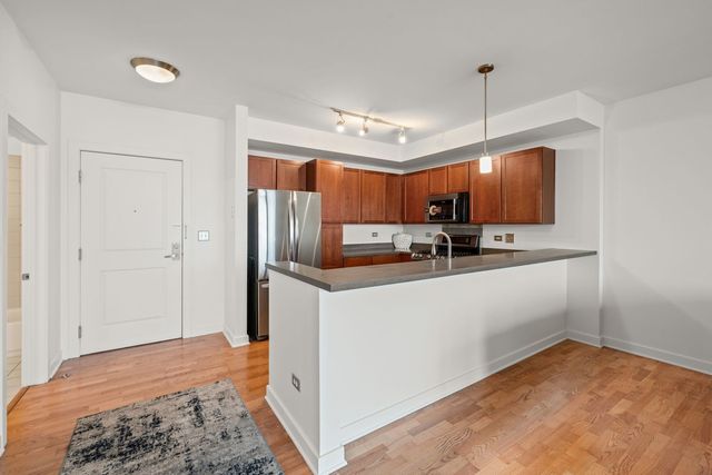 1905 S Wolf Road 209, Hillside, IL 60162