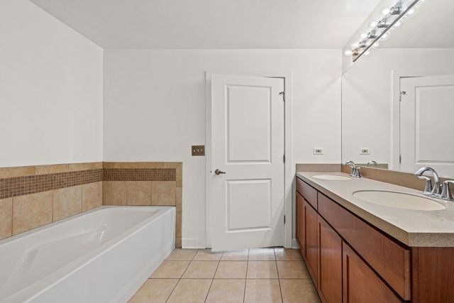 1905 S Wolf Road 209, Hillside, IL 60162