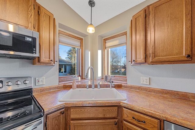 2501 Marwood Drive, Mankato, MN 56001