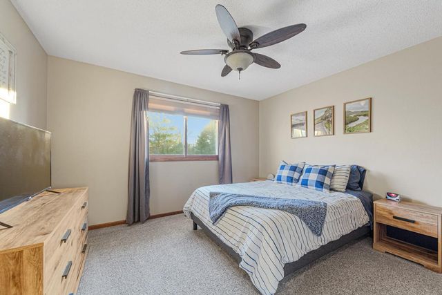 2501 Marwood Drive, Mankato, MN 56001