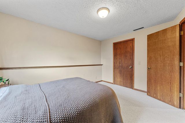 2501 Marwood Drive, Mankato, MN 56001