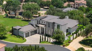 8 KINGS MNR, San Antonio, TX 78257