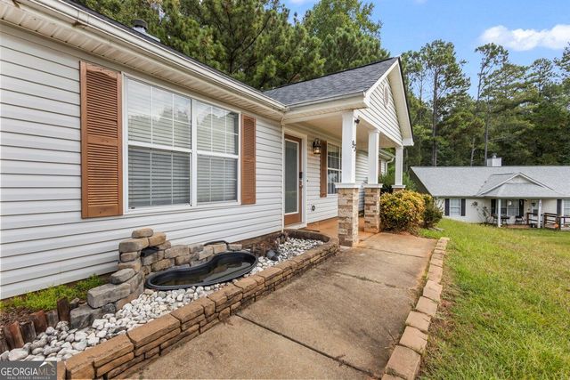 93 Virginia Heights Drive, Newnan, GA 30263