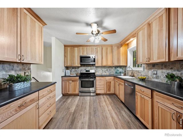 5427 Aspen Avenue, Erie, CO 80516