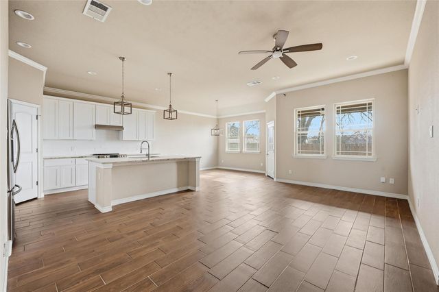 1513 Galveston Street, Grand Prairie, TX 75051