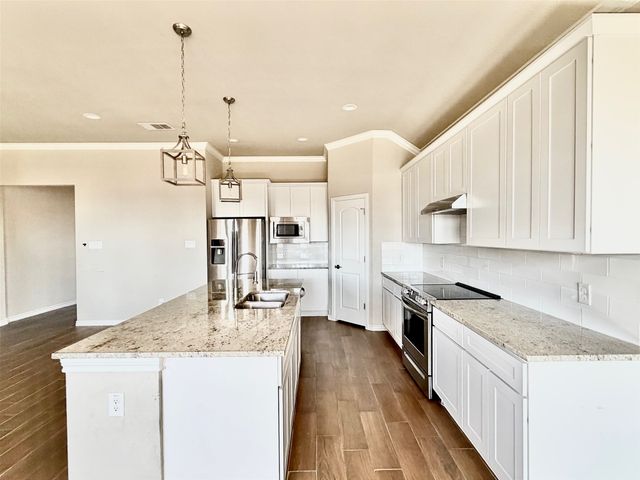 1513 Galveston Street, Grand Prairie, TX 75051