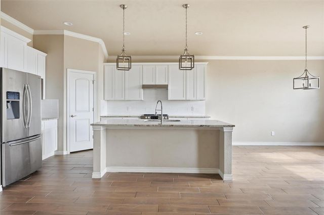 1513 Galveston Street, Grand Prairie, TX 75051