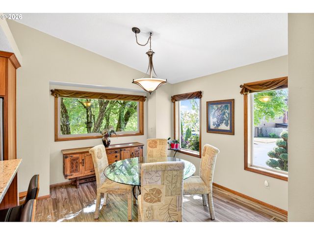12829 Se OTT St, Clackamas, OR 97015