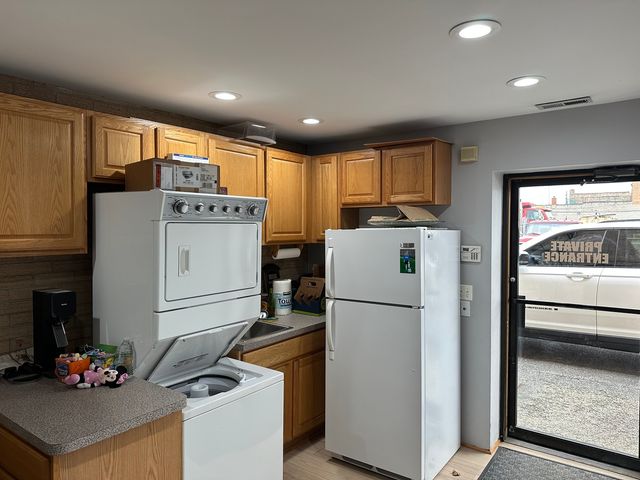 6036 S CENTRAL Avenue, Chicago, IL 60638