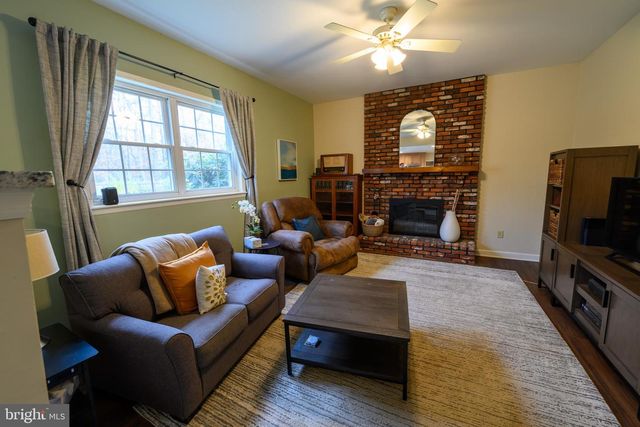 653 MCKENDIMEN RD, Shamong, NJ 08088