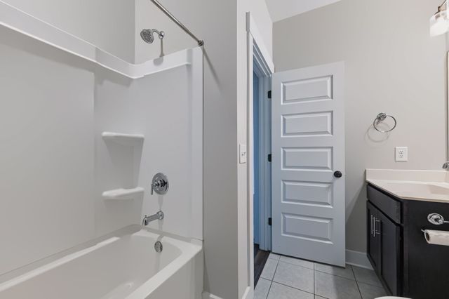 213 Snapdragon Dr, Smyrna, TN 37167