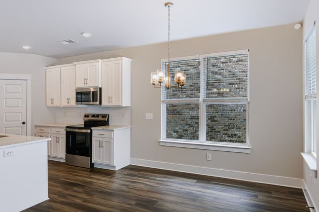 213 Snapdragon Dr, Smyrna, TN 37167
