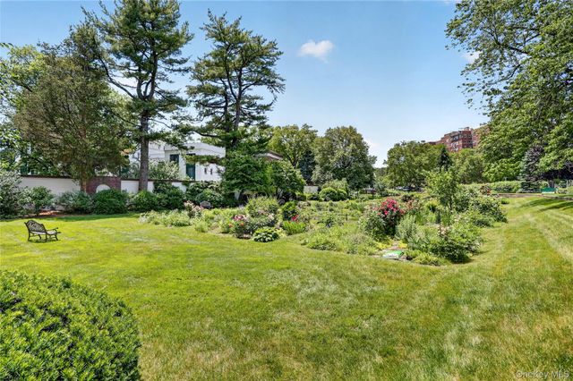 10 Brooklands 5H, Bronxville, NY 10708