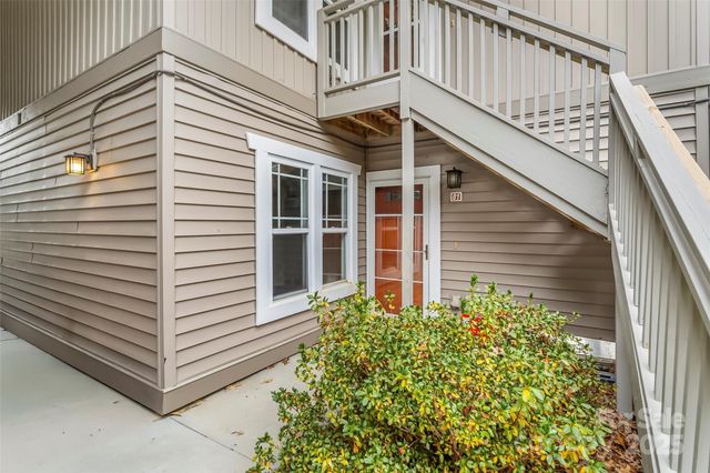 81 Morningside Lane, Hendersonville, NC 28792