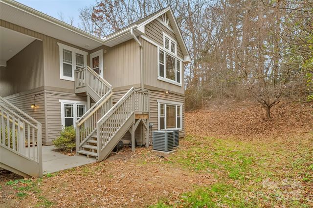 81 Morningside Lane, Hendersonville, NC 28792