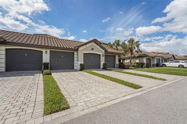 5517 PALMER CIRCLE 203, Bradenton, FL 34211