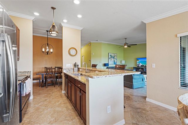 5517 PALMER CIRCLE 203, Bradenton, FL 34211