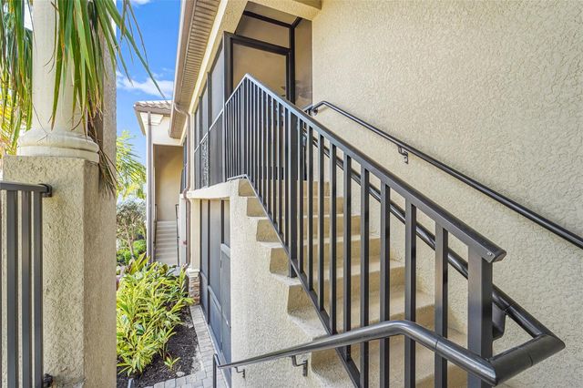 5517 PALMER CIRCLE 203, Bradenton, FL 34211