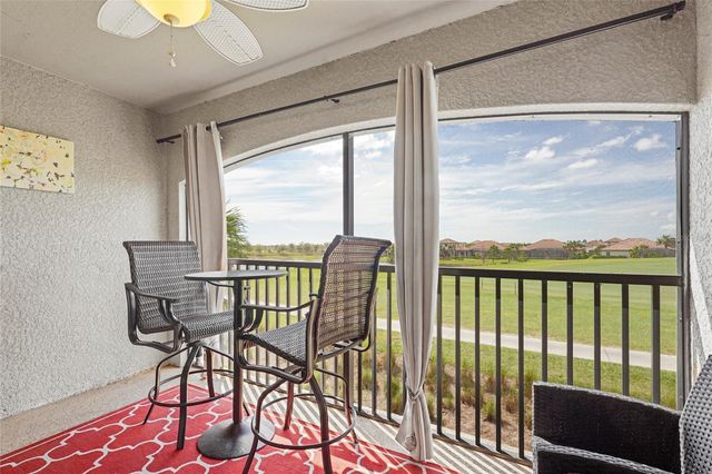 5517 PALMER CIRCLE 203, Bradenton, FL 34211