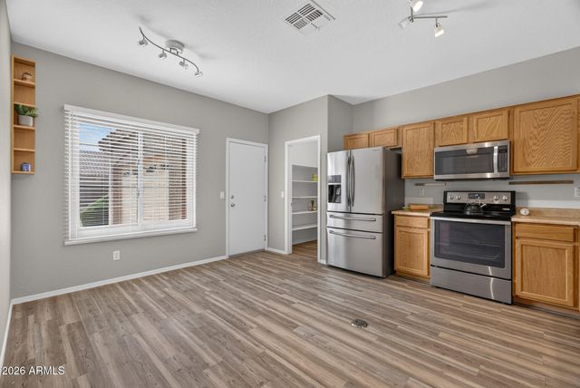 17348 W HILTON Avenue, Goodyear, AZ 85338