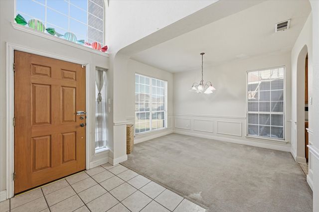 2831 Atrium Drive, Grand Prairie, TX 75052