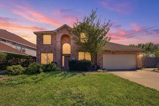 2831 Atrium Drive, Grand Prairie, TX 75052