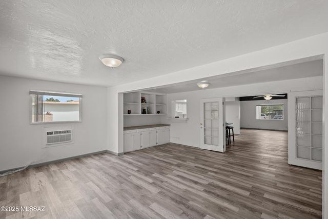 1000 S La Higuera, Green Valley, AZ 85614