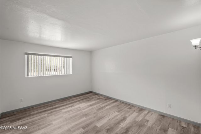 1000 S La Higuera, Green Valley, AZ 85614