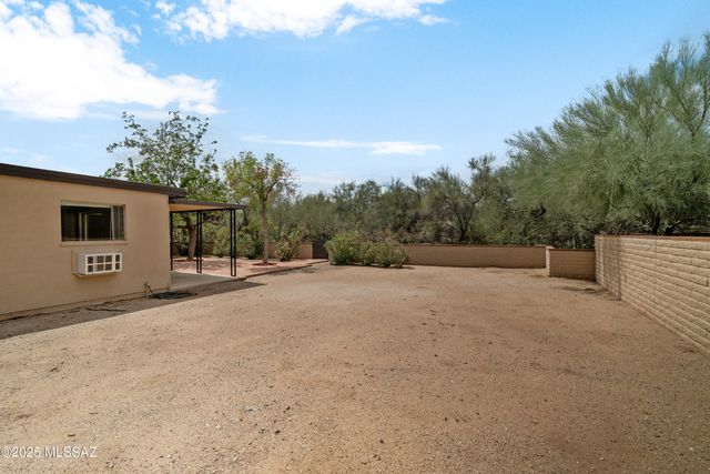 1000 S La Higuera, Green Valley, AZ 85614
