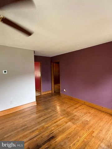 704 HENDERSON ST, Fredericksburg, VA 22405
