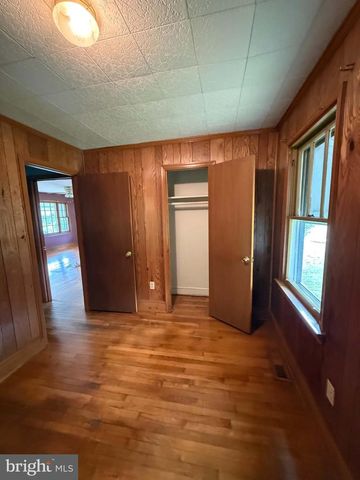 704 HENDERSON ST, Fredericksburg, VA 22405