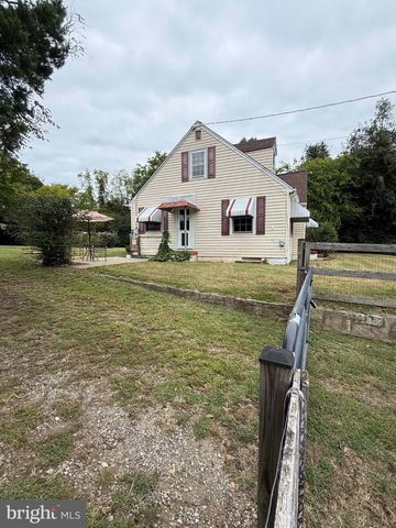 704 HENDERSON ST, Fredericksburg, VA 22405