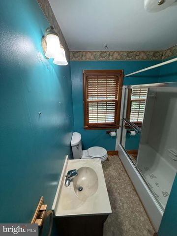 704 HENDERSON ST, Fredericksburg, VA 22405