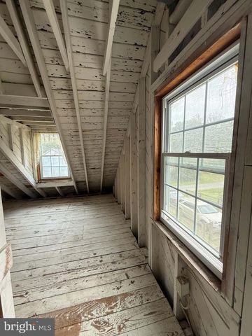 704 HENDERSON ST, Fredericksburg, VA 22405