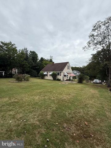 704 HENDERSON ST, Fredericksburg, VA 22405