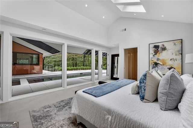 585 Amberidge Trail, Atlanta, GA 30328