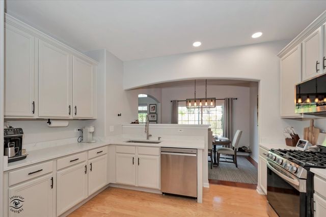 1162 Lily Field Lane 1162, Bolingbrook, IL 60440
