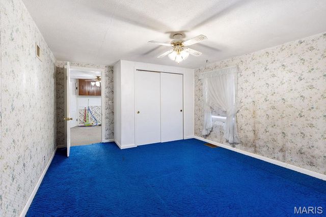 19 Hugo Road, New Florence, MO 63363