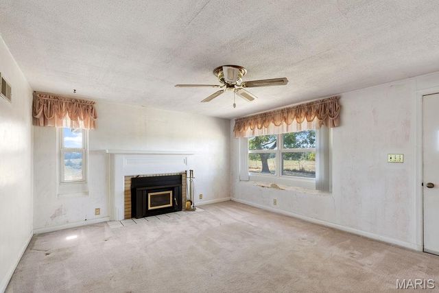 19 Hugo Road, New Florence, MO 63363