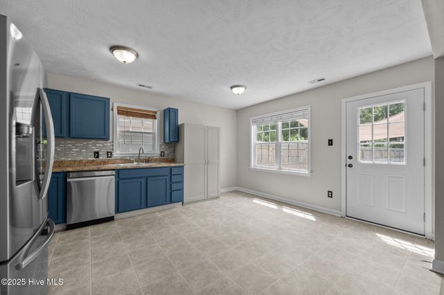 2361 Burgaw Highway, Jacksonville, NC 28540