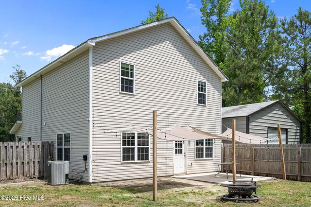 2361 Burgaw Highway, Jacksonville, NC 28540