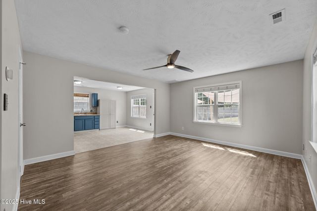 2361 Burgaw Highway, Jacksonville, NC 28540