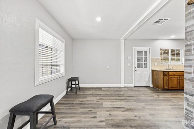 2308 Tangerine Street, Bakersfield, CA 93306