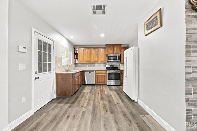 2308 Tangerine Street, Bakersfield, CA 93306